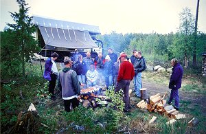 Grillen &aacute; la Frank: W&uuml;rste auf Sandblech