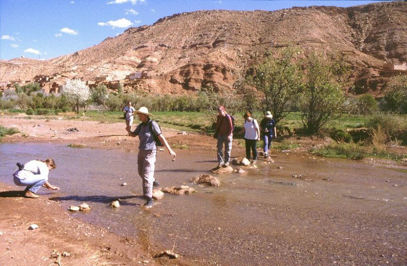 Bach&uuml;berquerung